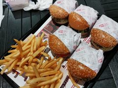 -The Habit Burger Grill 哈比特汉堡(爱琴海店)