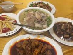 -荣生萝卜汤饭店