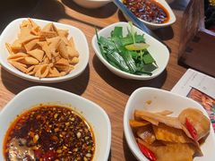 -牛小灶牛杂煲(北京路店)