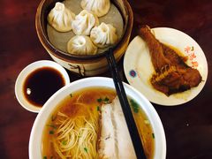 -朱鸿兴面馆(镇湖店)