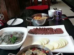 -小天鹅火锅·一线江景洪鼎旗舰店(洪崖洞店)