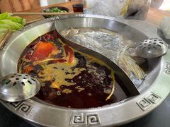 -重庆故事姊妹老火锅(财经学院店)