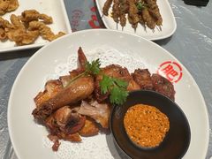 -肥肥虾庄·金牌油焖大虾(杨园滨江时代walk店)