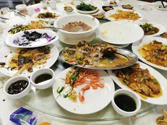 -广客美食坊(丹霞山店)