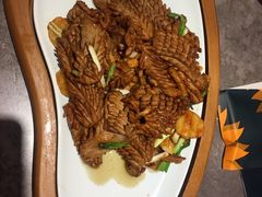 爆炒腰花-闫府私房菜·百年鲁菜(恒隆店)