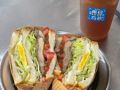 -角鹿里蛋糕·咖啡·茶饮·小吃(江海碧桂园店)