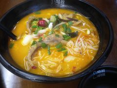 -渝和喵叔米线(南坪万达店)