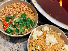 -肖肖酸萝卜鱼火锅(总店)