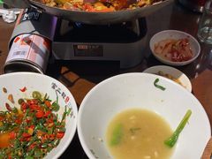 -富正毅三下锅(体育馆店)