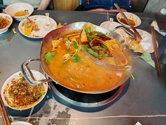 -由衷贵州酸汤牛肉火锅(新桥店)