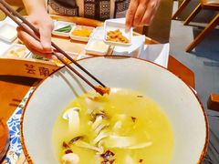 -芸南道·过桥米线(昆明老街旗舰店)