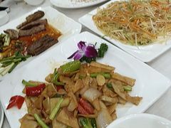 -口衣记鸡饭店