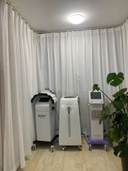 -苗方清颜专业祛痘