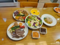 -爱陪伴尊享月子中心(国际店)