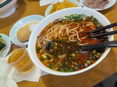 招牌牛肉面-小灶派· 地道兰州牛肉面(宏发大厦店)