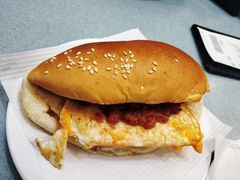 招牌咸牛肉芝士猪仔包-华嫂冰室(尖沙咀店)