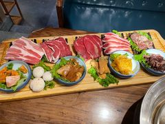 -明洞阿姨·韩式酱蟹烤肉·创意料理(三元桥店)