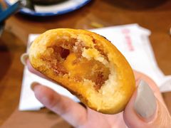 云腿蛋黄小饼-嘉华鲜花饼·现烤(昆明老街店)