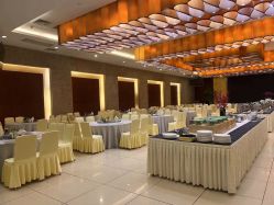 -华东饭店·园林式婚礼宴会厅酒店