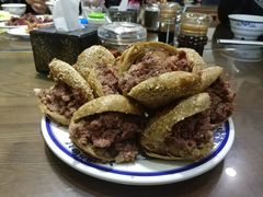 火烧夹肉-老爆肚满五香烧牛羊肉