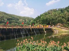 -梅岭月亮湾山体公园