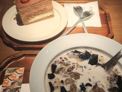 -RUXU入续糖水铺与包(卓悦中心店)