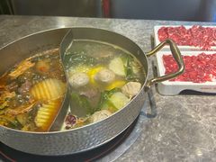 -八合里牛肉火锅(上海世茂广场店)