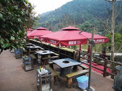 -楠柏弯休闲山庄(梨花溪店)