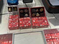 -Laderach 莱德拉(上海环贸iapm店)