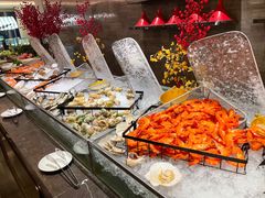 -云端西餐厅(南宁龙光那莲豪华精选酒店)