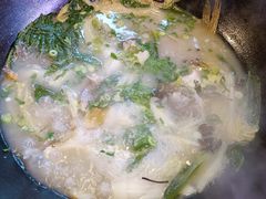 -山妹子铁锅炖