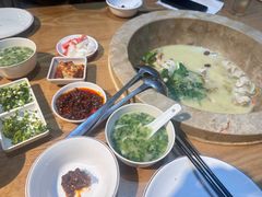 -鲜呦蒸汽石锅鱼(北辰路店)
