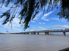 -人民防洪胜利纪念塔