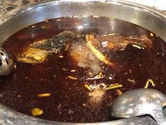-肖肖酸萝卜鱼火锅(总店)