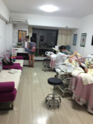 -苗方清颜专业祛痘