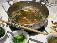 -七欣天香辣蟹火锅(闵行浦江欢乐颂店)
