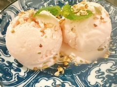 -LESCEDARS Brasserie Bistro香柏树