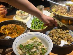 -帅巴人舅母子腊蹄民俗村