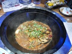 -山河屯铁锅炖(哈西站店)