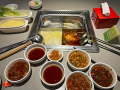 -海底捞火锅(新松江路生日主题店)