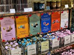 -VENCHI 闻绮(北京国贸商城店)
