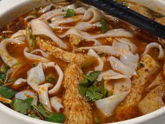 石河子凉皮-西域阿里马新疆菜·清真(桂花路店)