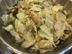 干锅手撕包菜-东北农家小院(定西路店)