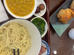 -百年老字号·观振兴蟹黄面·三虾面·苏式面(观前街富仁坊巷店)