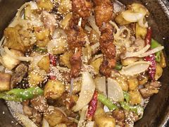 -老钟家烤羊排·敦伊阁清真餐厅胡羊焖饼