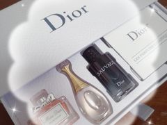 -Dior迪奥(上海世茂广场店)