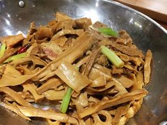 雷笋烧肉-董厨煨汤馆(车站路店)