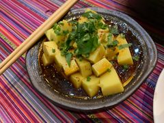 -香巴拉云南餐厅(华莱坞店)