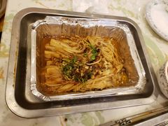 -老猎户炭火锅羊汤(万达店)