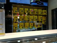 -周黑鸭(郑州新世界百货店)